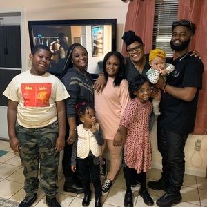 Meet your Posher, Viola